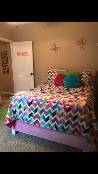 Foto del edificio - 652 Fairfield Loop