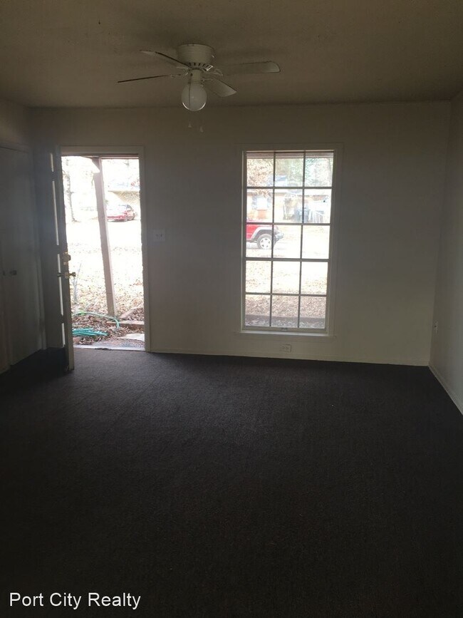 Building Photo - 3 br, 1 bath House - 818 Brushy Lane