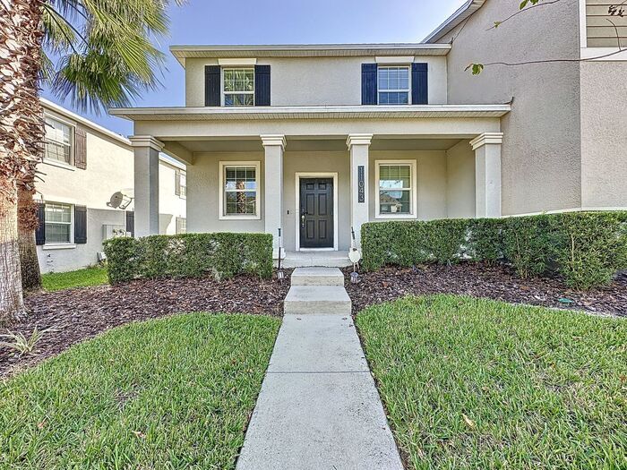 Primary Photo - Charming Townhouse in Storey Grove, Winter...