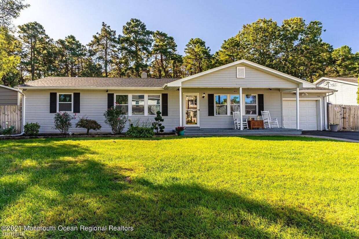 Primary Photo - 3 br, 2 bath House - 1808 1st Ave