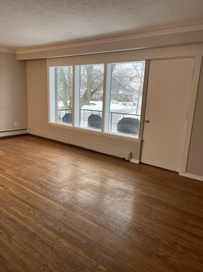 Photo du bâtiment - 230 Victoria St N