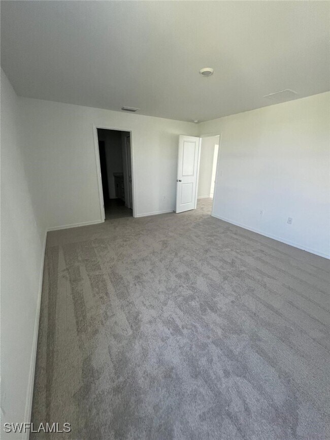 Building Photo - 19763 Garden Rdg court