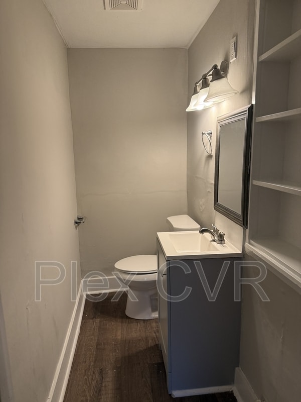 Foto del edificio - 4022 Young Ave