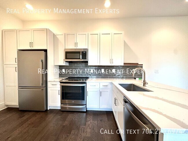 Photo - 1004 Margaret Brown St Apartment