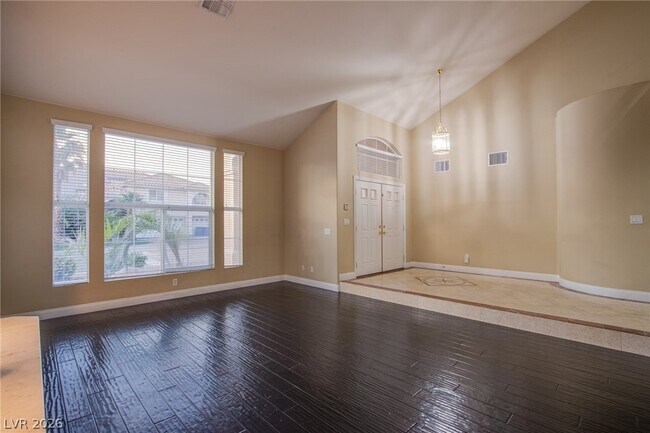 Foto del edificio - 6637 Coronado Palms Ave