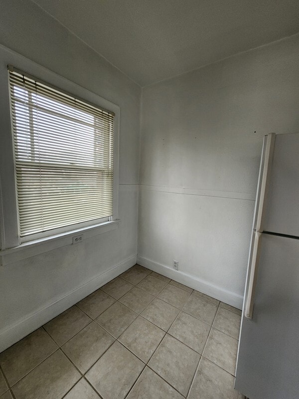 Building Photo - 550 S 500 E