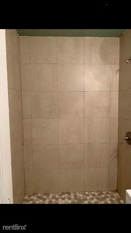 Foto del edificio - 3 br, 1 bath House - 9 grant street