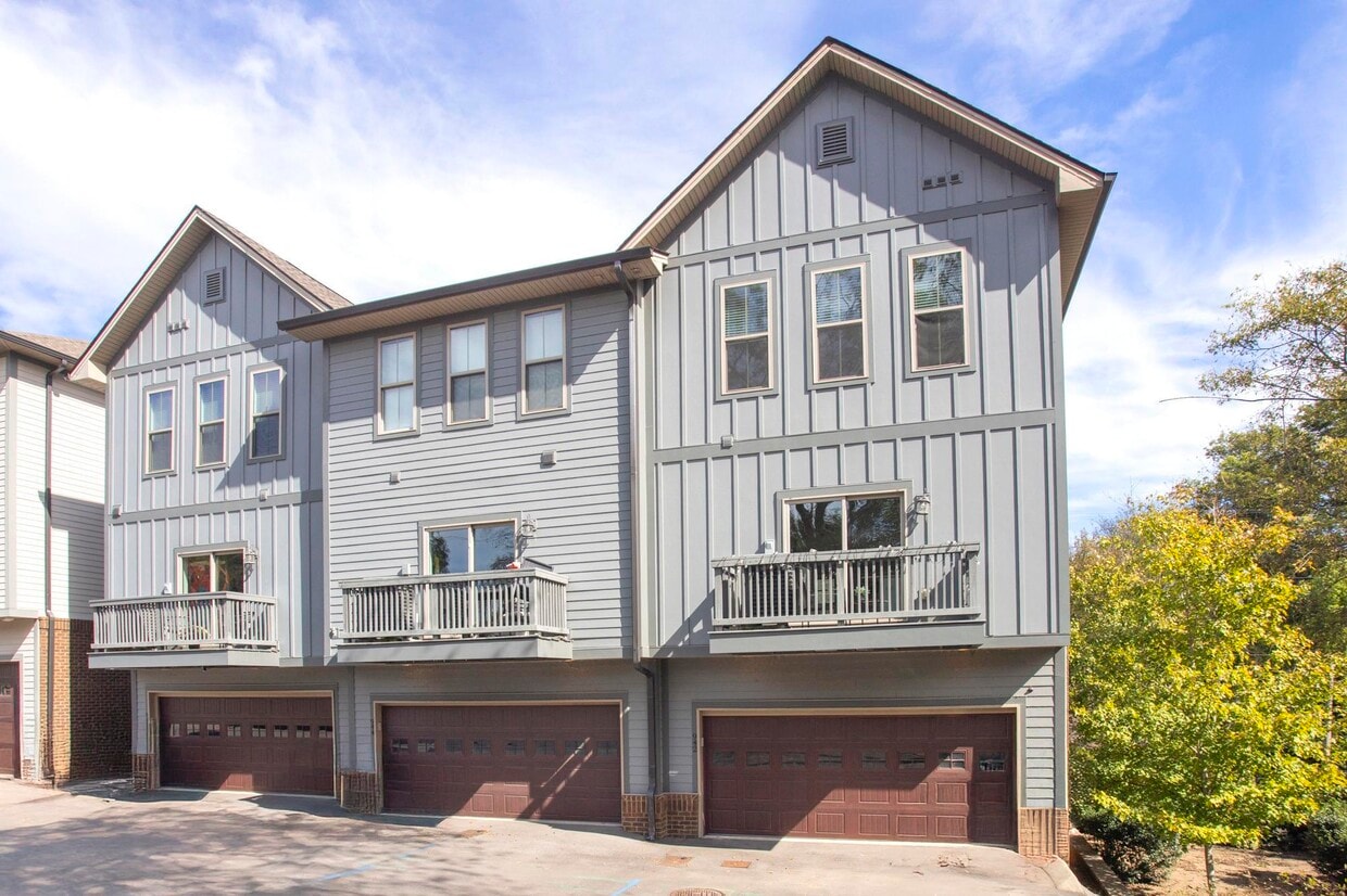 Photo - 942 Riverside Dr (Nashville, TN)