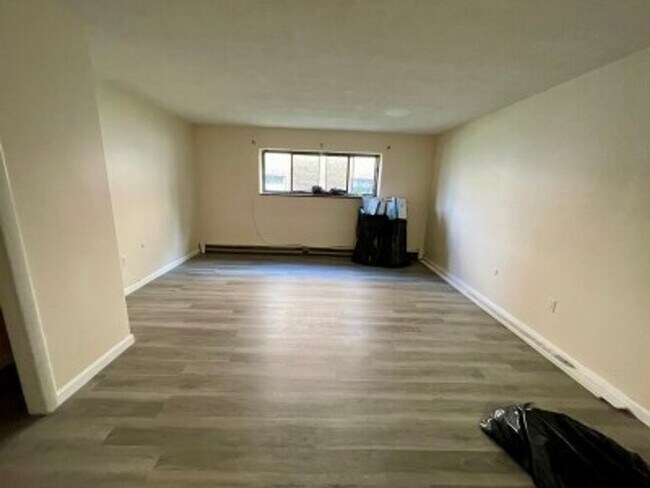 Foto del edificio - Allston Studio with Parking Spot - NO FEE