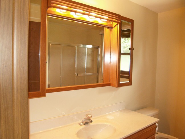 Foto del edificio - 8548 Kellydale St NW
