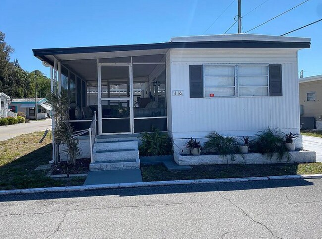 Building Photo - 4300 E Bay Dr