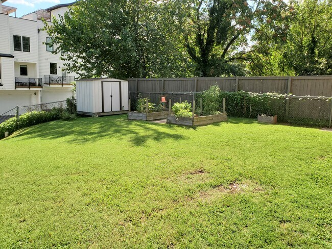 Foto principal - 1025 Wade Ave