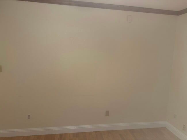 Building Photo - 85 Coral Ln