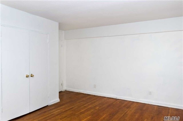 Building Photo - 141-30 84th Rd