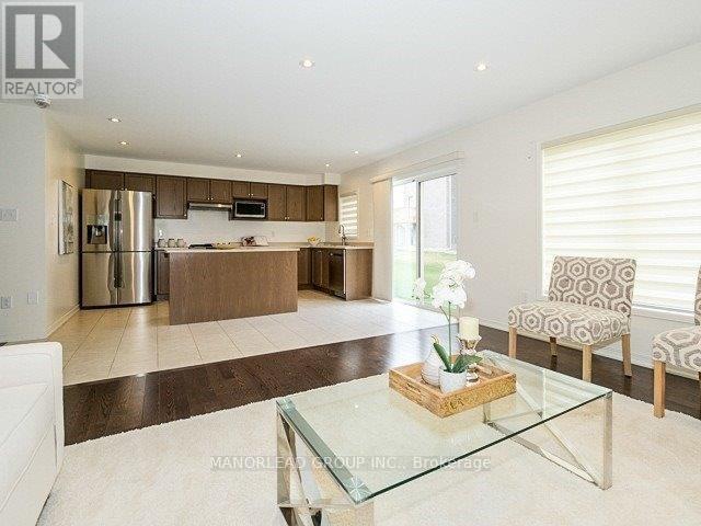 Building Photo - 17 Raithby Cres