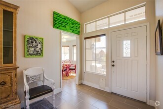 Building Photo - 8832 Villa Ridge Dr