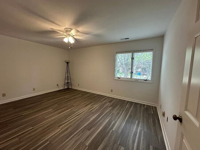 Foto del edificio - Beautiful Roanoke Townhouse/Condo