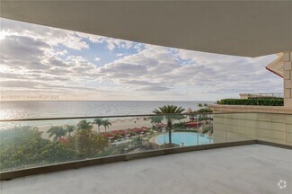 Building Photo - 17975 Collins Ave