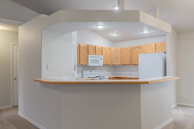 Building Photo - 2182 E Clarene St