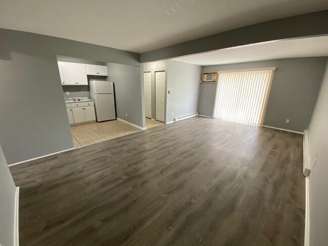 Building Photo - 559 Ashland Ave