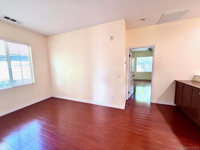 Building Photo - 10680 Canyon Grove Trail