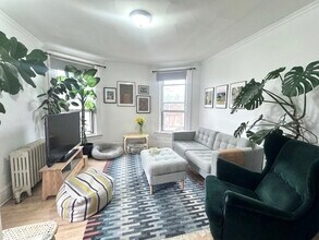 Building Photo - 2 Chicora Ave