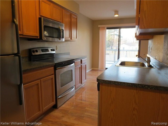 Foto del edificio - 24758 Cashmere Ct