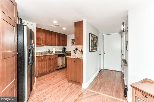 Foto del edificio - 2440 16th St NW