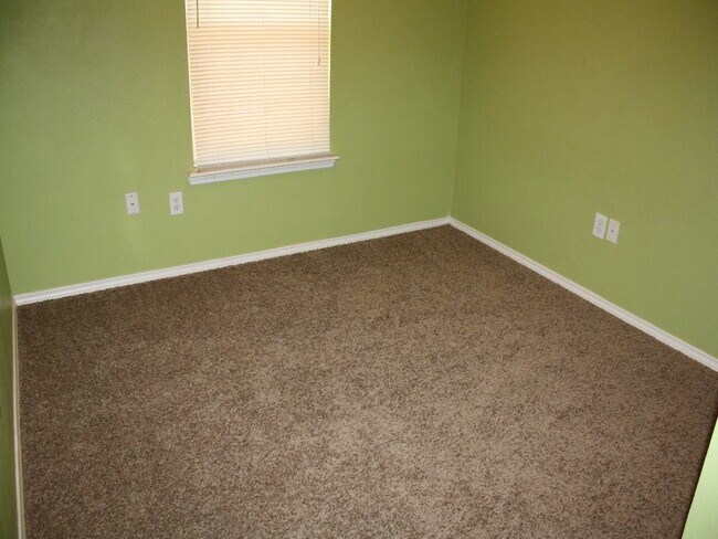 Foto del edificio - "Charming 3-Bed, 2-Bath Home in Lubbock's Serene Neighborhood – 1,315 Sq Ft of Comfortable Living!"