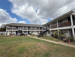 Building Photo - 200 Hill St