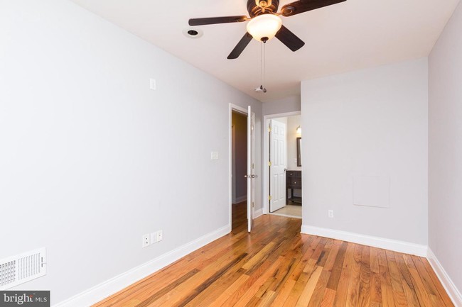 Foto del edificio - 2110 Jefferson St