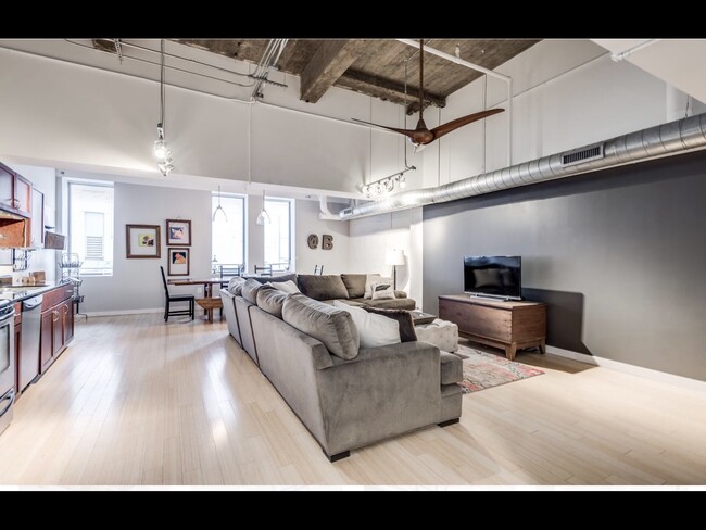 Building Photo - 239 Rep John Lewis Way N