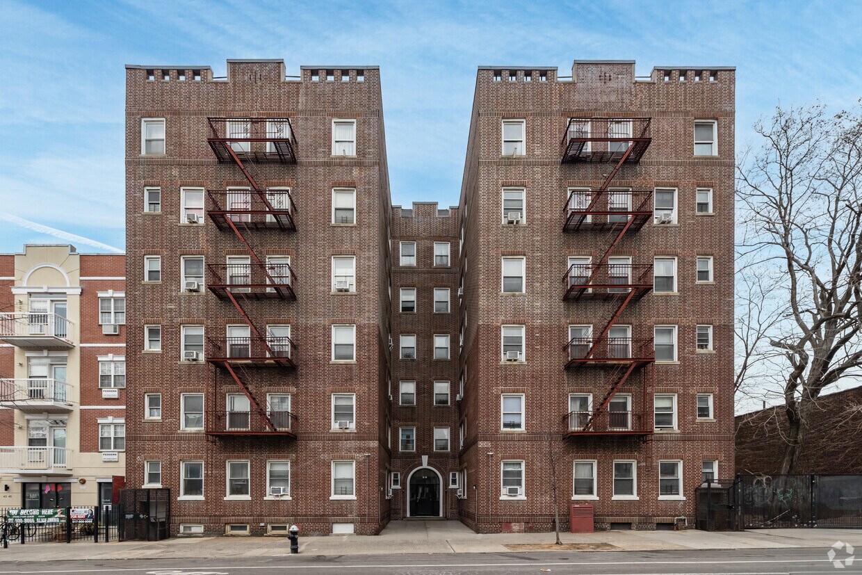 Building Photo - 4534 47th St
