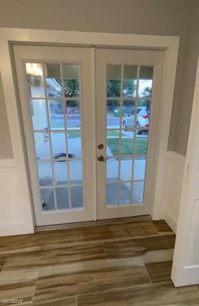 Foto del edificio - 4 br, 3 bath House - 1401 NW 3rd Way