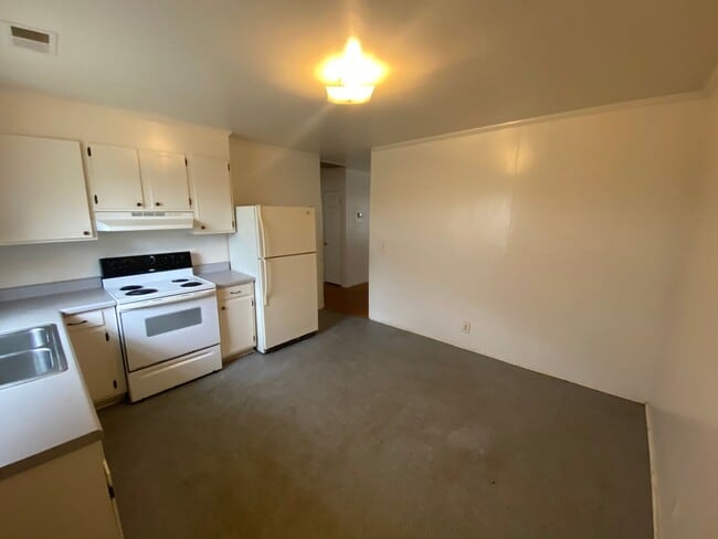 Foto del edificio - 208 Rosemont Dr