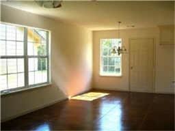 Building Photo - 106 Lindley St