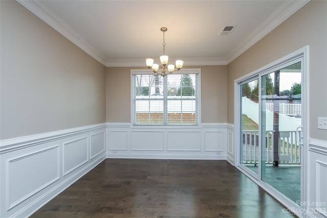 Foto del edificio - 3799 Norman View Dr