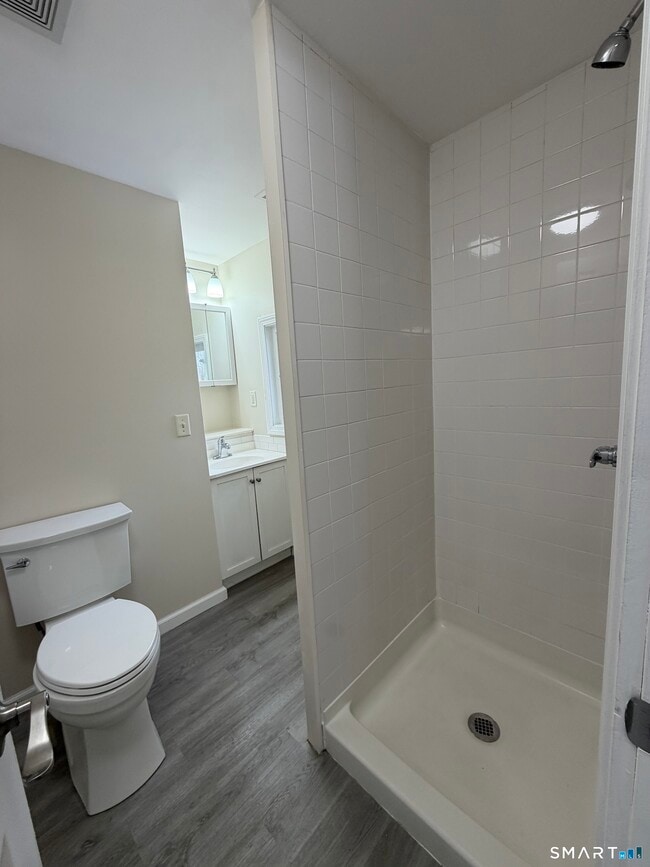 Foto del edificio - 267 Branford Rd