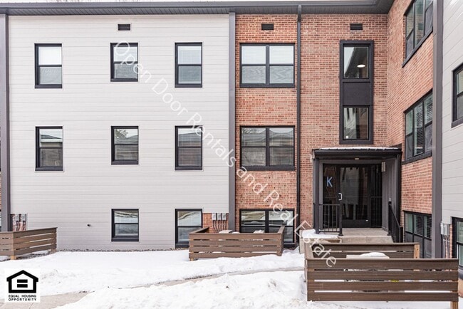 Foto del edificio - 1823 Griswold Dr