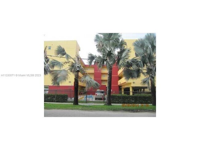 Building Photo - 1627 NW 18th St
