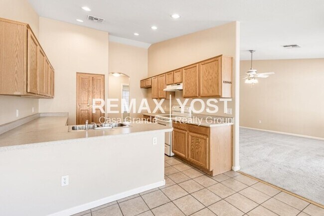 Building Photo - Lovely home in College Park!