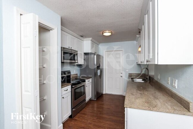 Foto del edificio - 2188 Leewood Blvd