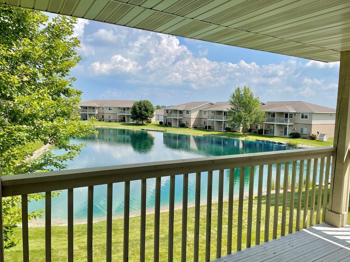 Quarry Park Apartments - 1550-1598 Quarry Park Dr De Pere, WI ...