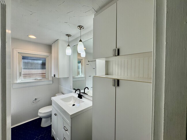 Foto del edificio - 4518 Capitol Ave