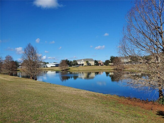 Foto del edificio - 4969 SW 45th Cir