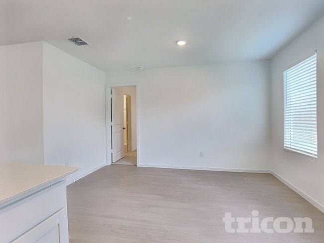 Foto del edificio - 1620 Parlier St