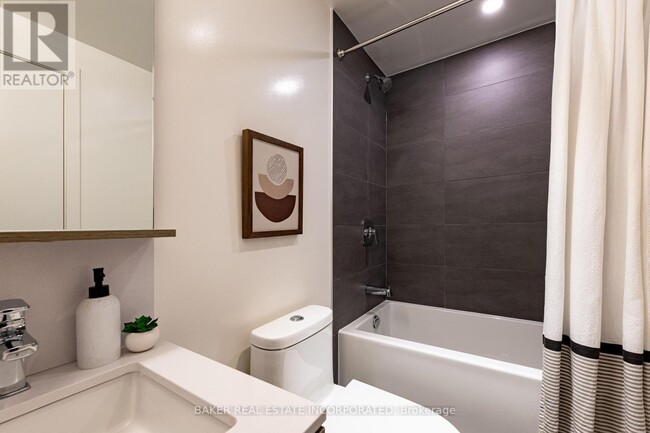 Building Photo - 223 Redpath Ave