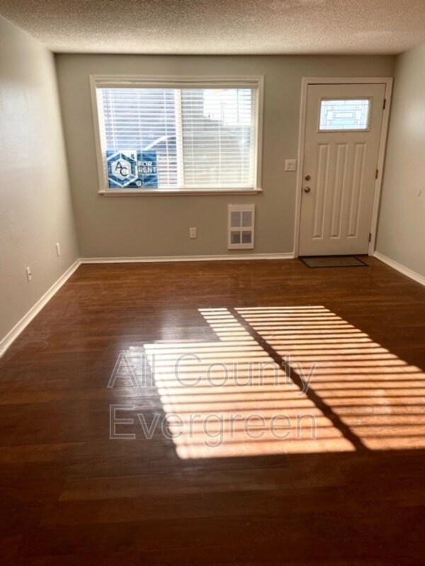 Foto del edificio - 802 E 59th St