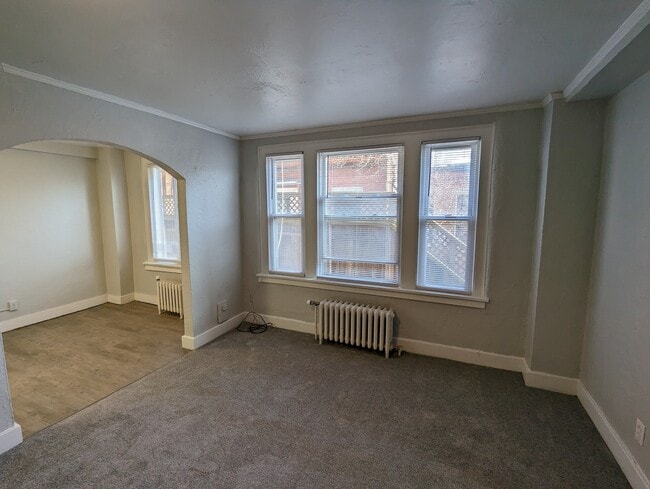 Building Photo - Hyde Park Apartments