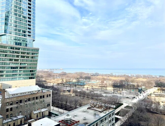 Foto del edificio - 1111 S Wabash Ave